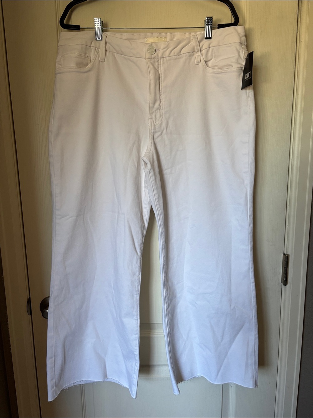 KUT from the Kloth White Crop Jeans NWT Size 16 Petite